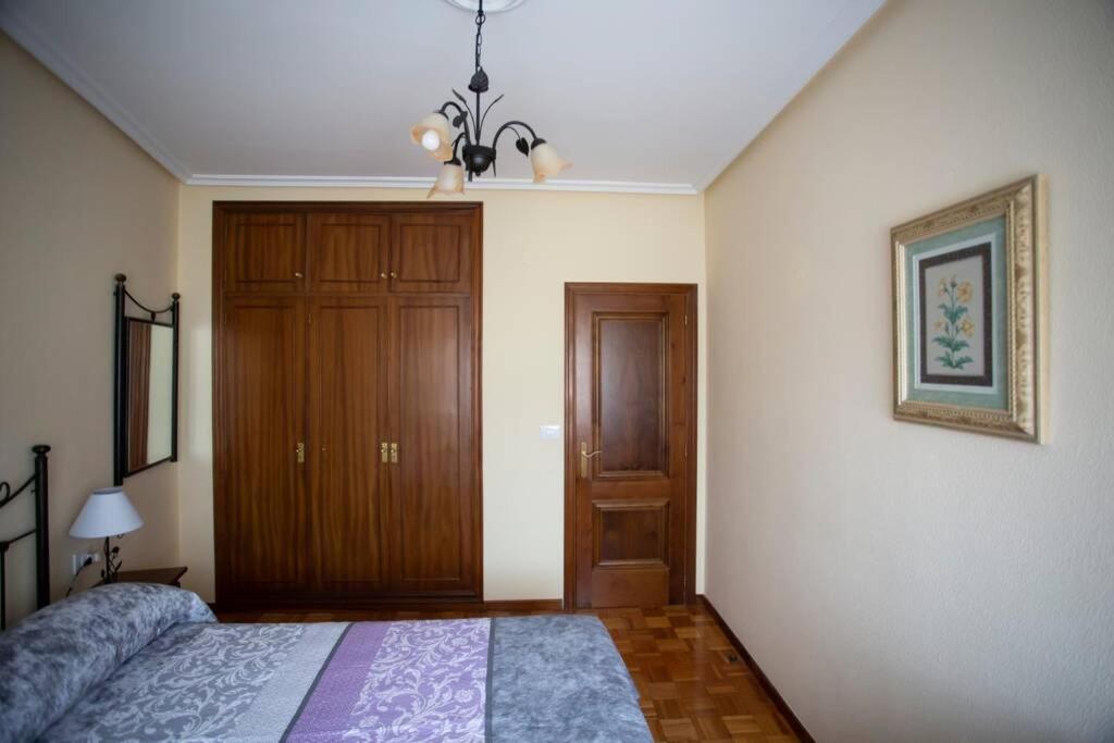 Ferienwohnung Piso Luminoso Y Tranquilo En Ourense Exterior foto