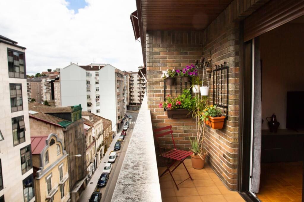 Ferienwohnung Piso Luminoso Y Tranquilo En Ourense Exterior foto