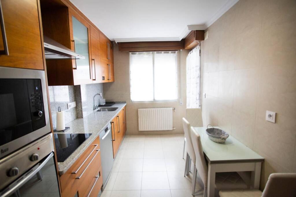 Ferienwohnung Piso Luminoso Y Tranquilo En Ourense Exterior foto
